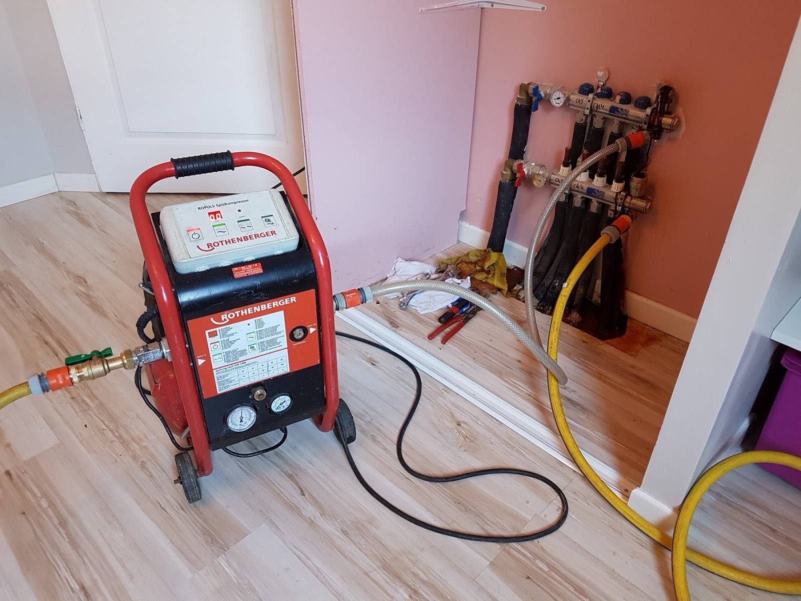 Kartal Orhantepe Vaillant Hermetik Şofben Kombi Bakımı